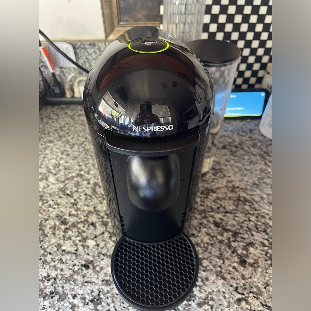 Like New Nespresso Vertuo Plus